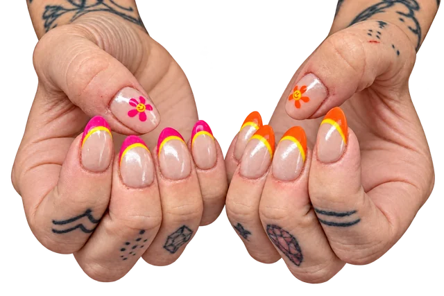 Client with flame nails